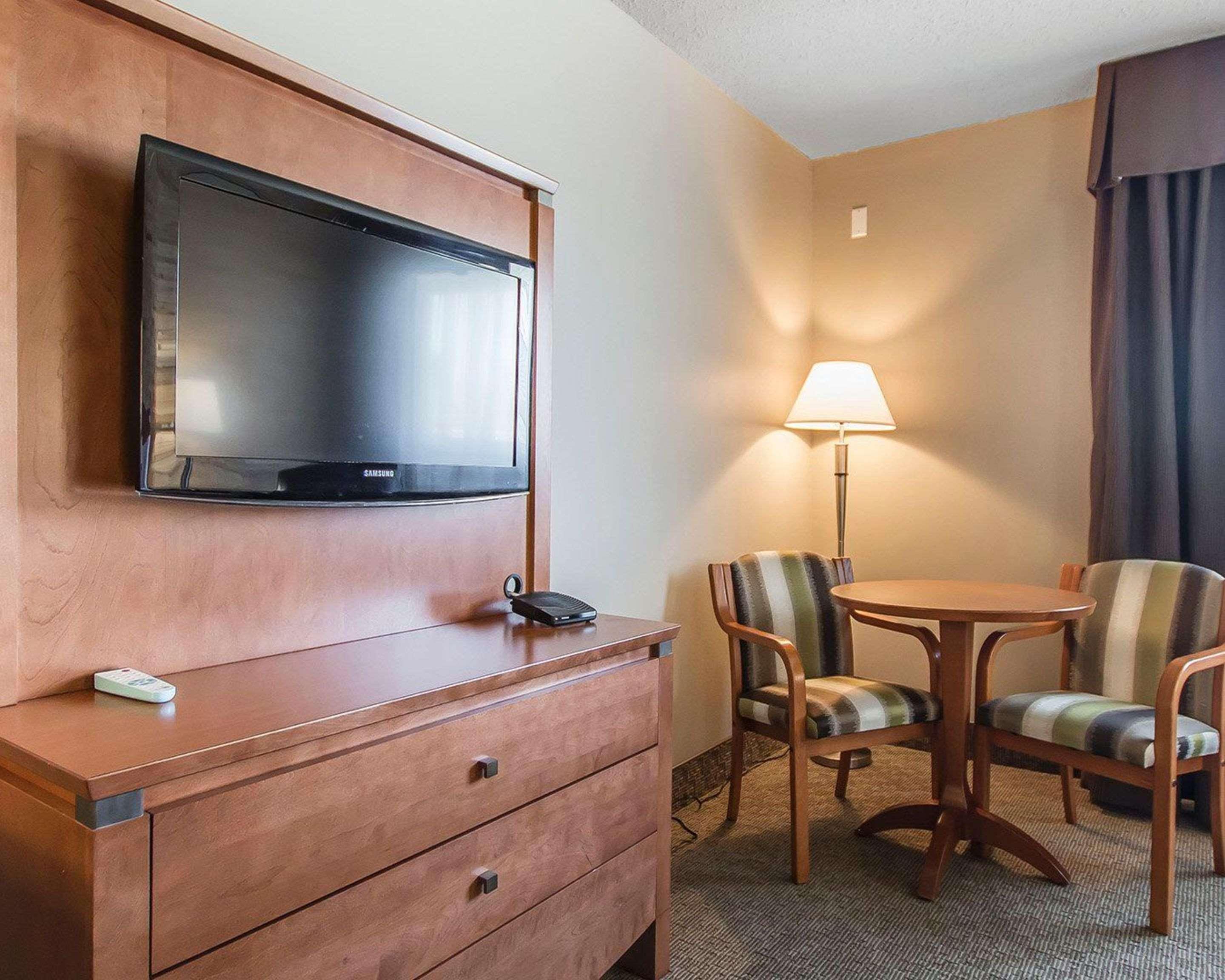 Quality Inn Rouyn-Noranda Eksteriør bilde