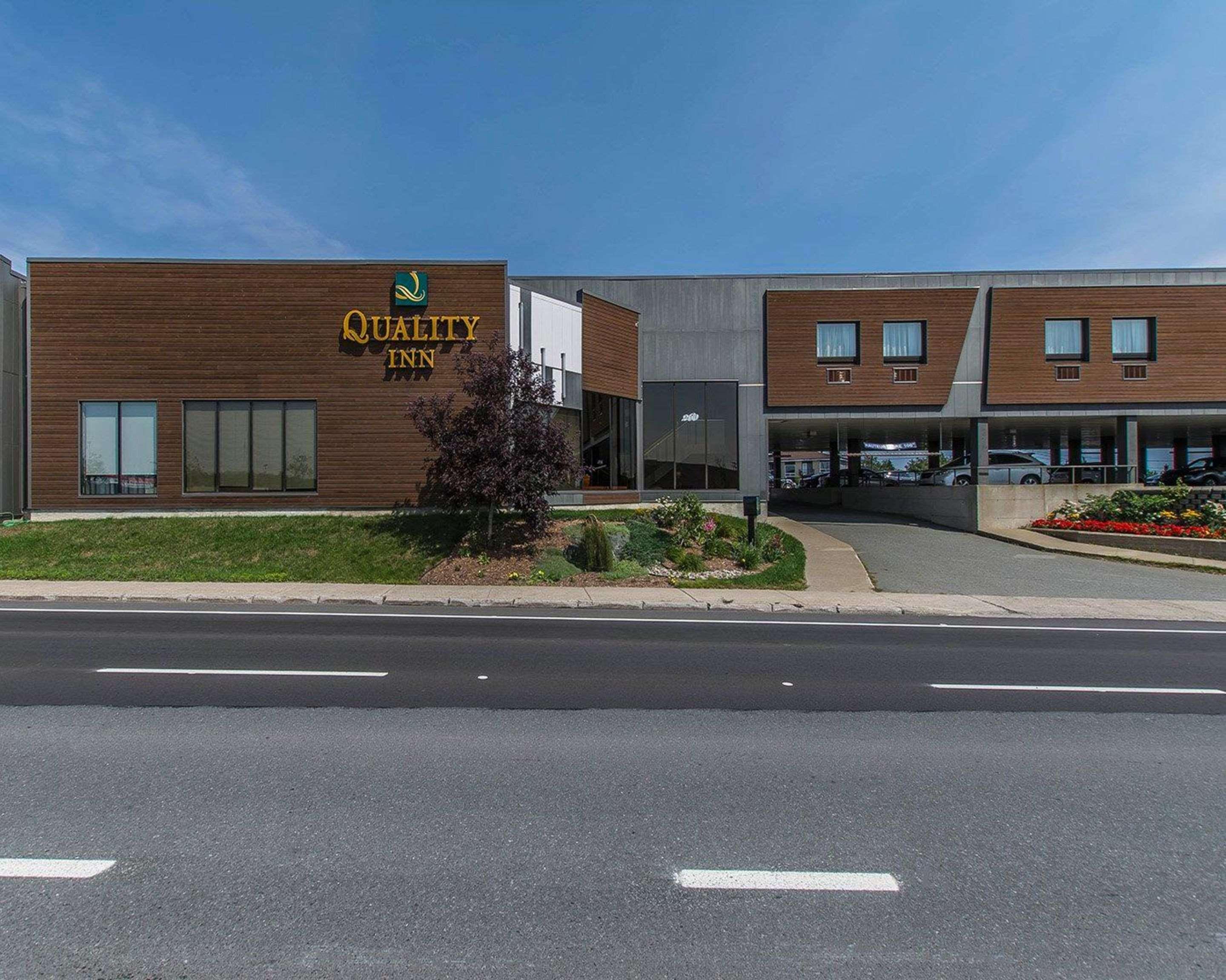 Quality Inn Rouyn-Noranda Eksteriør bilde