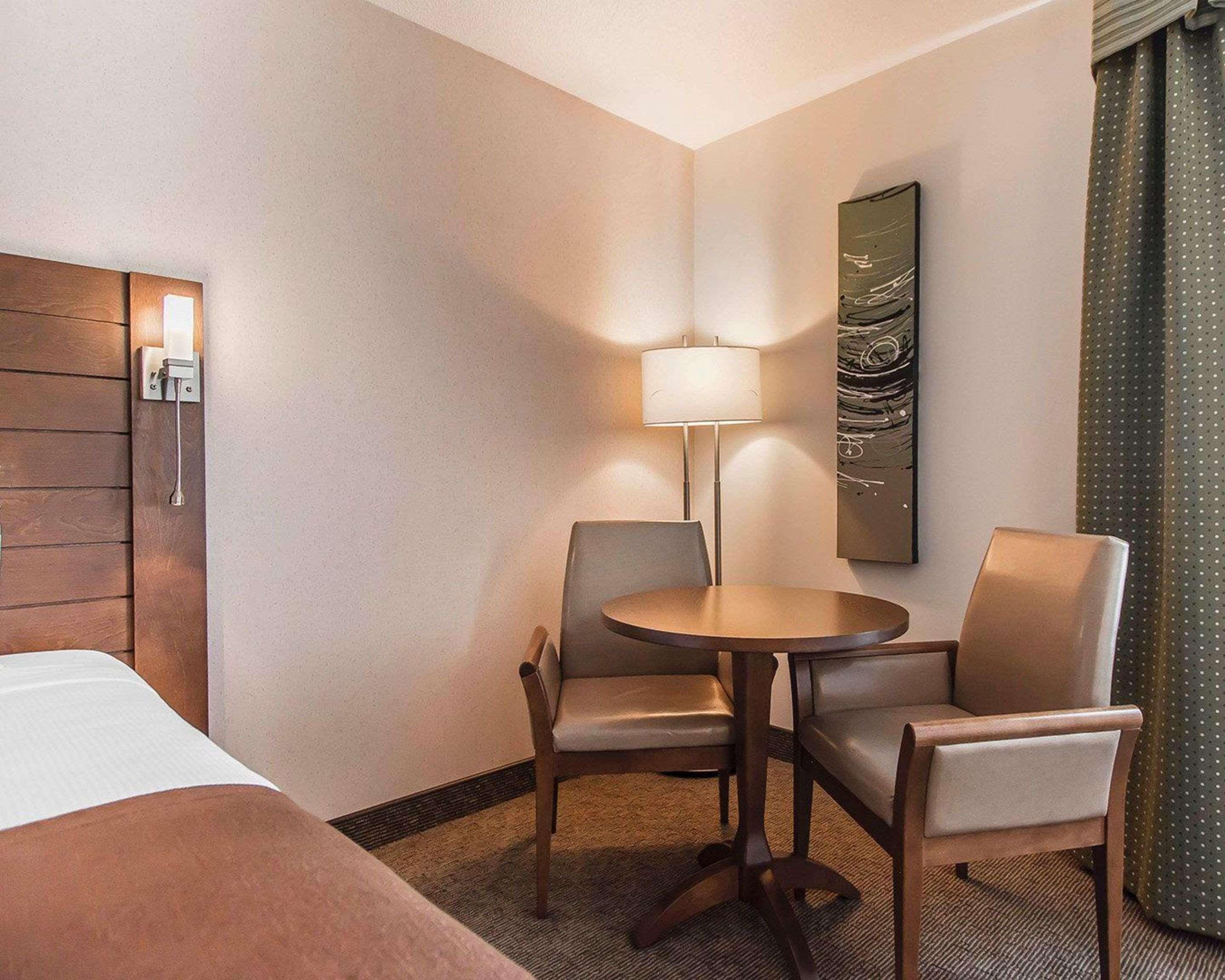 Quality Inn Rouyn-Noranda Eksteriør bilde